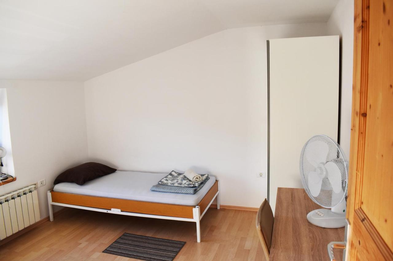 Rooms Busija Izola Eksteriør bilde